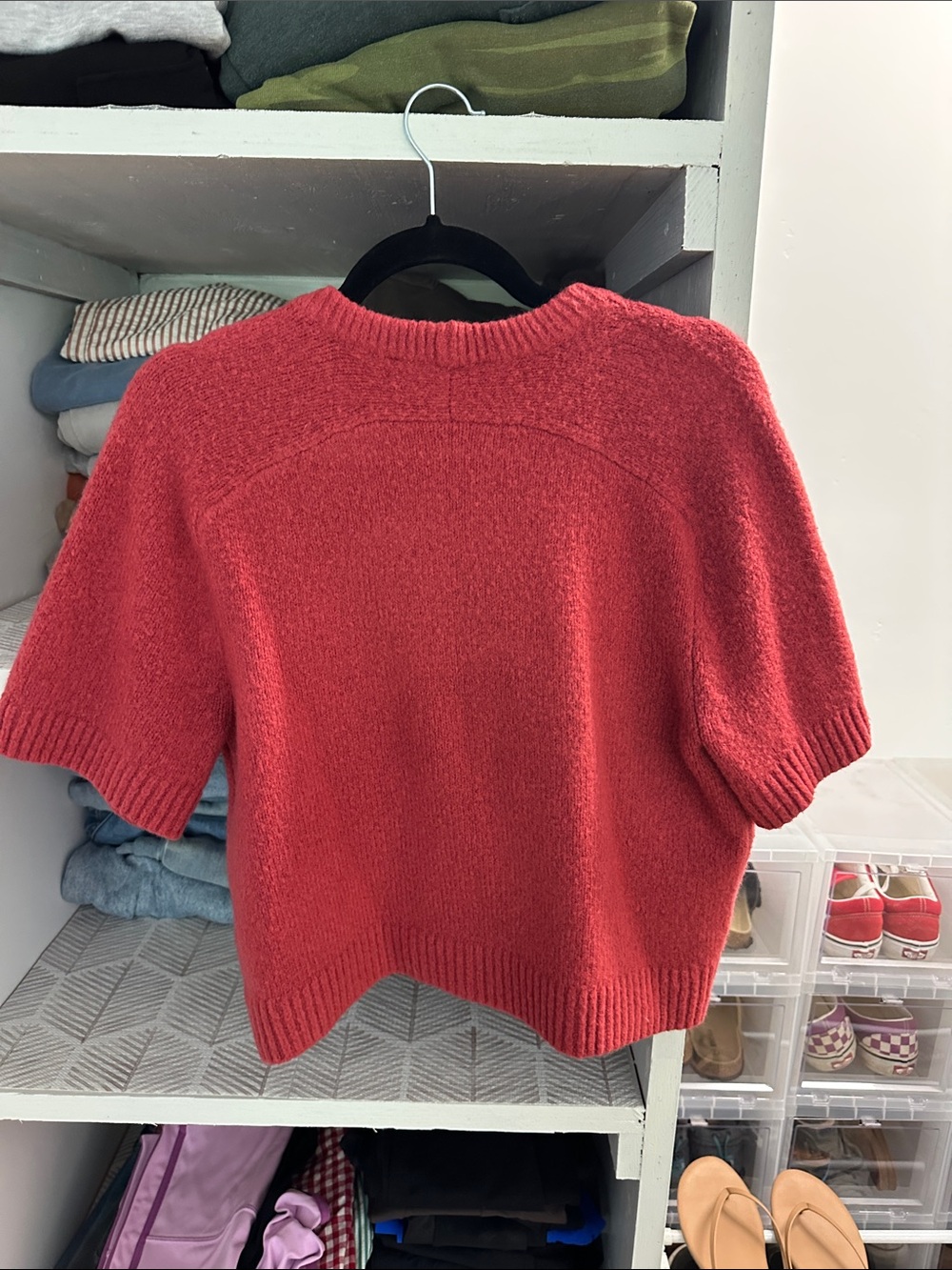 Abercrombie & Fitch Coral-Red Short Sleeve Crew Sweater size medium Never Worn - Picture 3 of 3